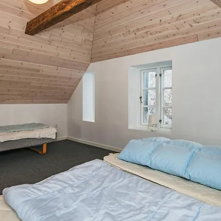 Hébergement de vacances 6 Person In *